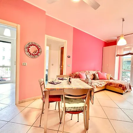 Hostdomus - Pink House * Finale Ligure