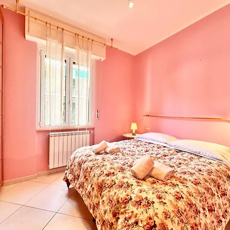 Hostdomus - Pink House Апартаменты